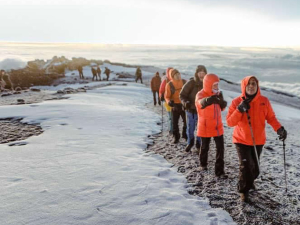 🏔️ Machame Route – 7 Days Kilimanjaro Climb  (“The Whiskey Route”)