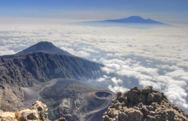4 Days : Mount Meru Hike – A Scenic Volcano Adventure