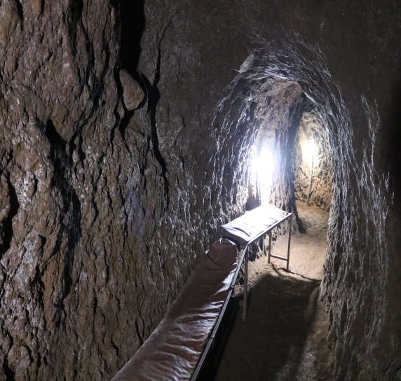 Mweka Tunnel  – 1 Day Tour